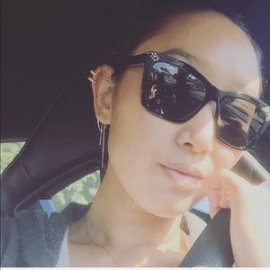 Like New Niayala Ear Cuff